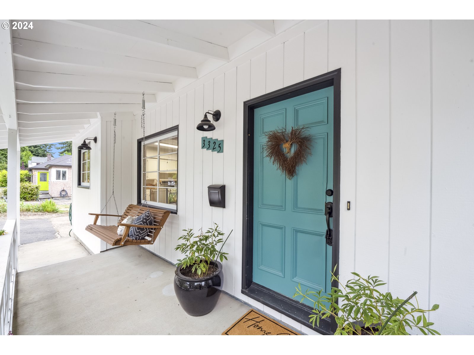 3325 Southwest Primrose Street Portland, OR 97219 - Photo 3 of 48 Porch