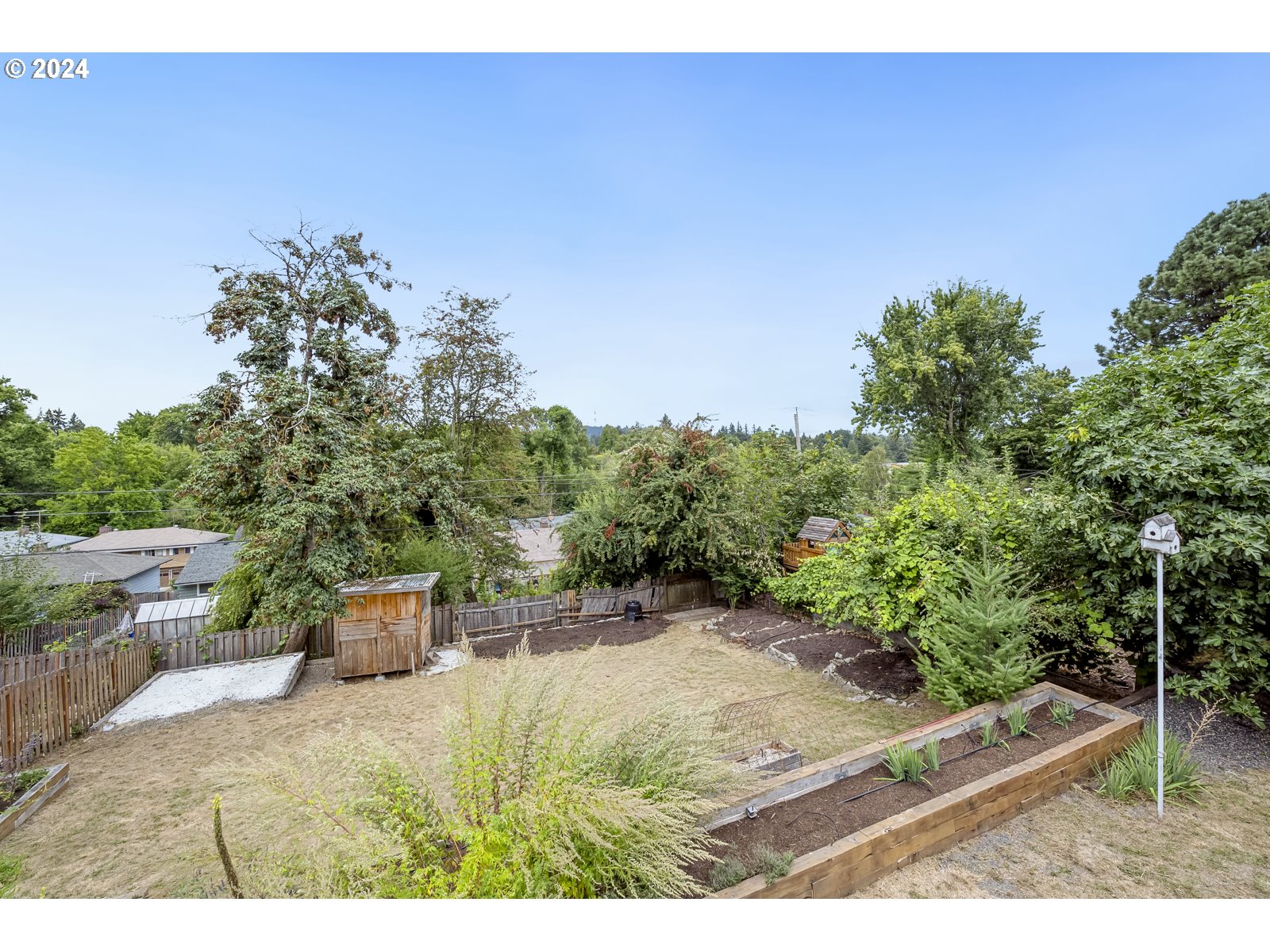 3325 Southwest Primrose Street Portland, OR 97219 - Photo 47 of 48 Backyard