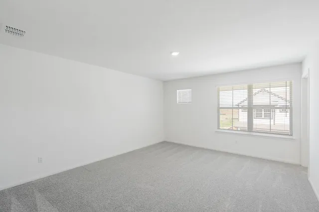 $255,900 | 313 Carmel Cyn Trail, Jarrell, TX 76537