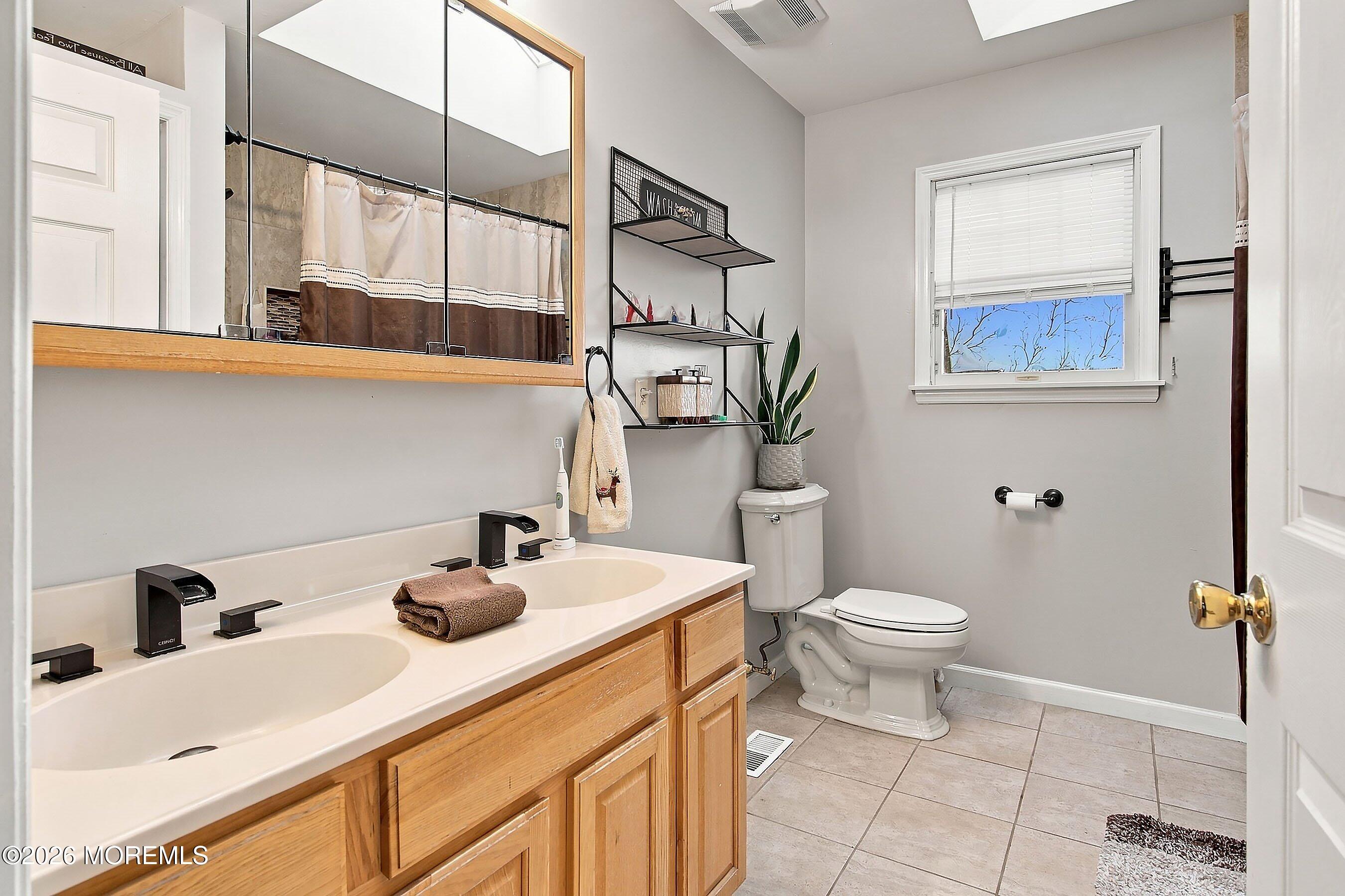 1118 5th Avenue Toms River, NJ 08757 - Photo 15 of 54 23-Bath 3A