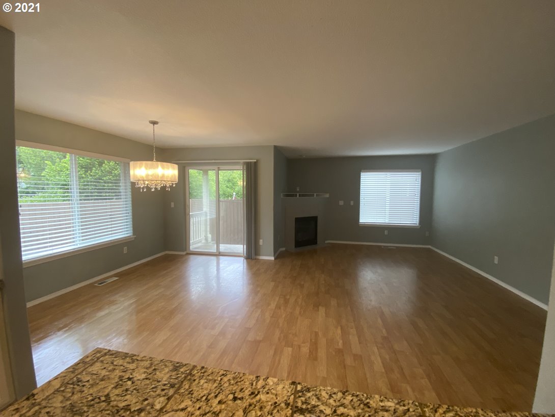 1104 Northeast 168th Street Ridgefield, WA 98642 - Photo 4 of 16 Gallery Image 4