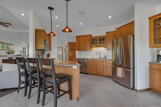 $699,900 | 12839 134th Avenue Northeast, Spicer, MN 56288