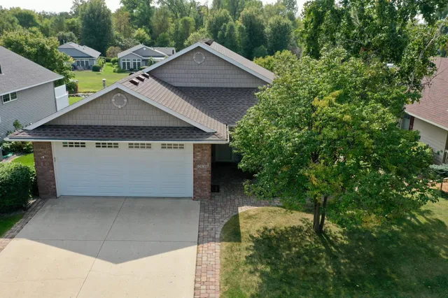 $699,900 | 12839 134th Avenue Northeast, Spicer, MN 56288