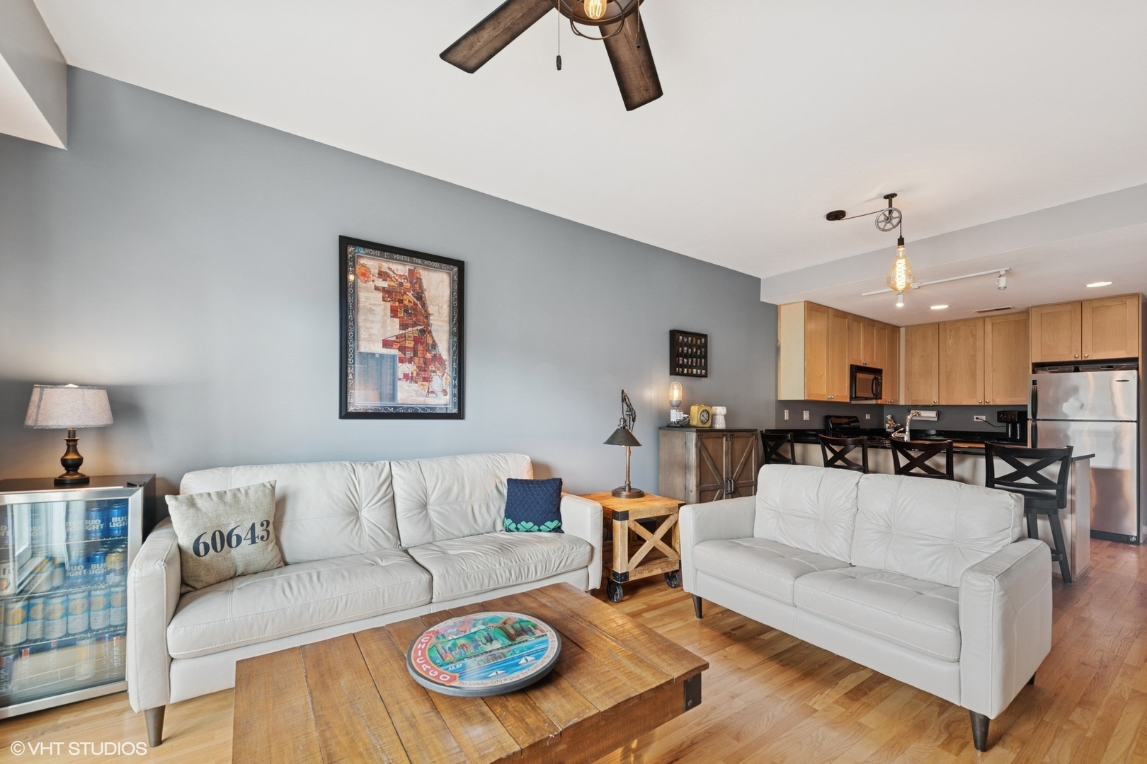 437 West North Avenue, Unit 404 Chicago, IL 60610 - Photo 2 of 16