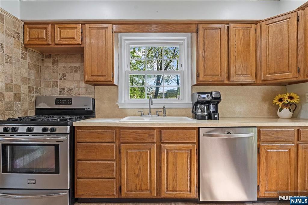 26 Meslar Road Morris Township, NJ 07950 - Photo 10 of 37