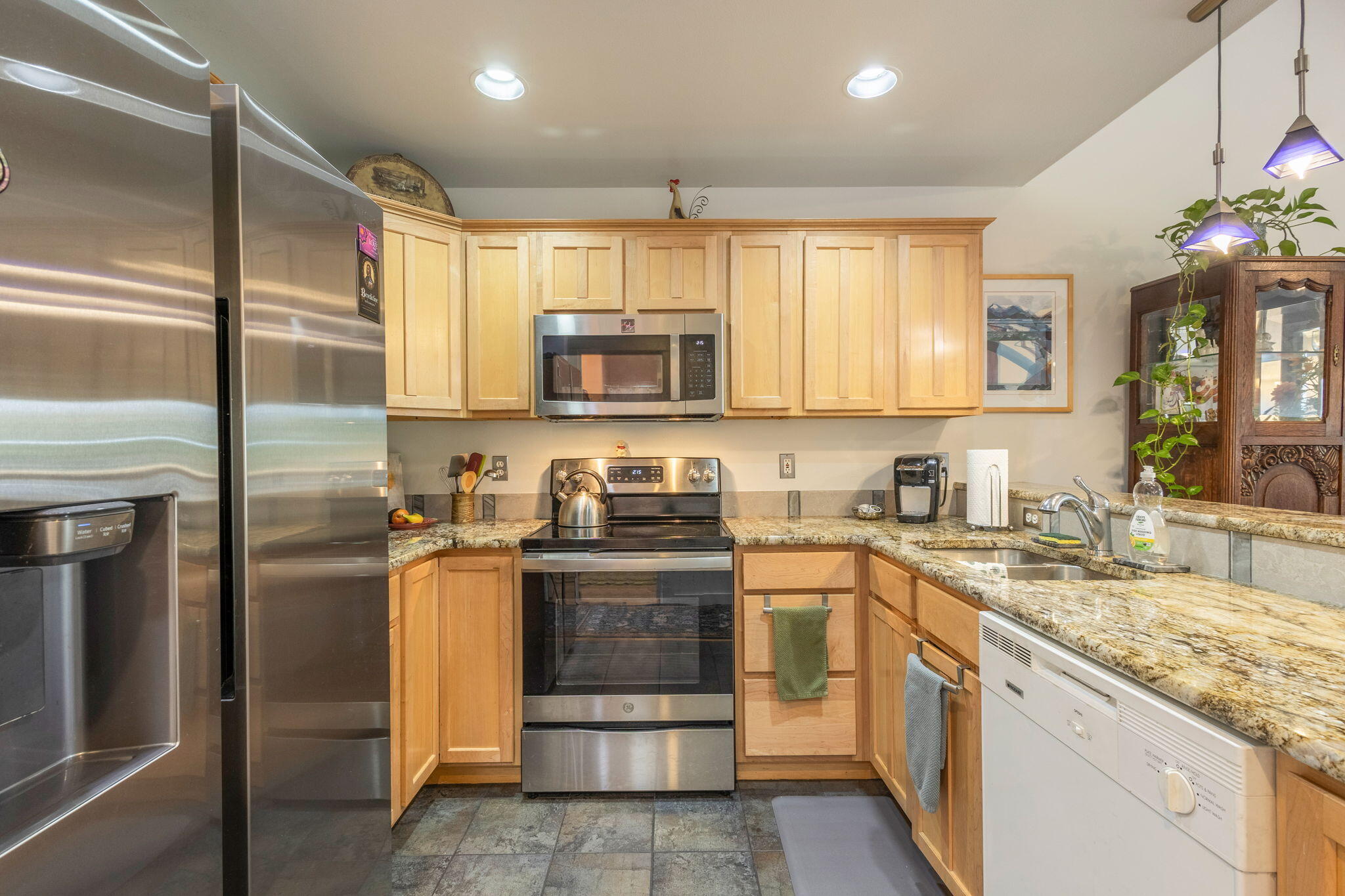 78 Southwest Allen Road, Unit 3 Bend, OR 97702 - Photo 13 of 33 13-web-or-mls-13