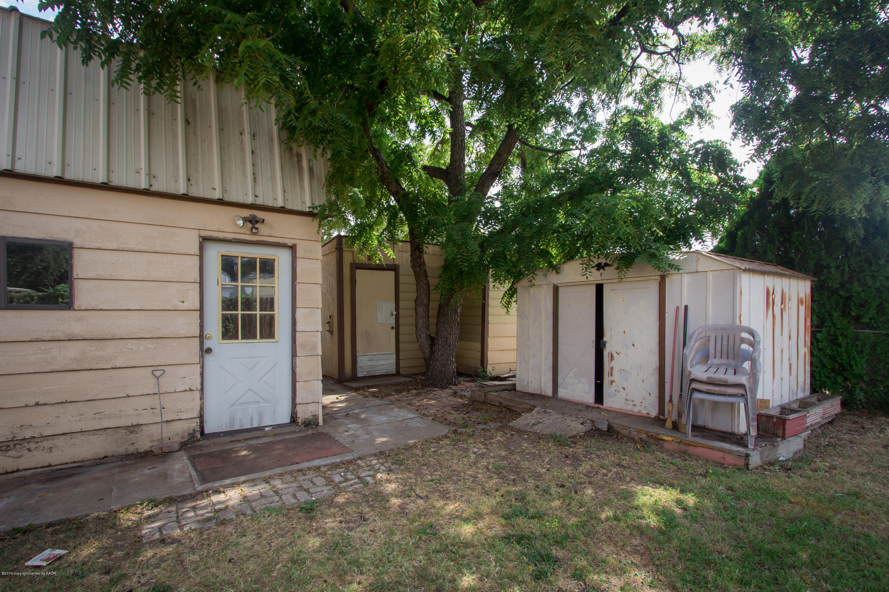 4606 Bowie Street Amarillo, TX 79110 - Photo 39 of 42 a view of a house with a backyard