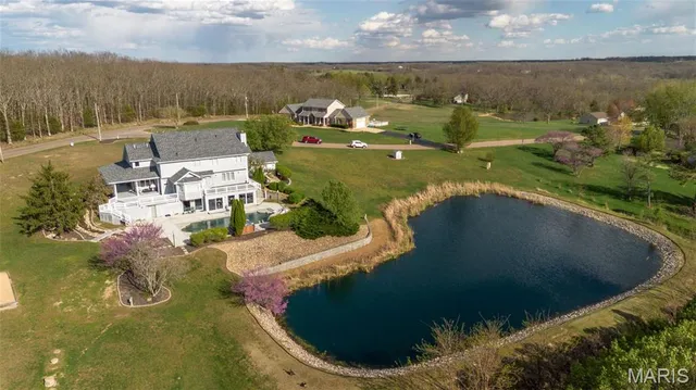 $749,900 | 10605 Larson Lane, Rolla, MO 65401