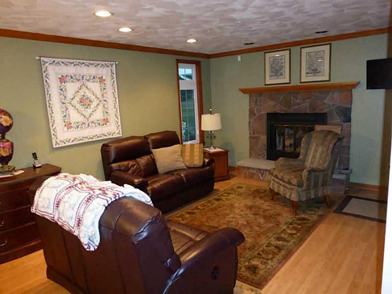 132 Valley Road Indiana, PA 15701 - Photo 6 of 12 Living Room.