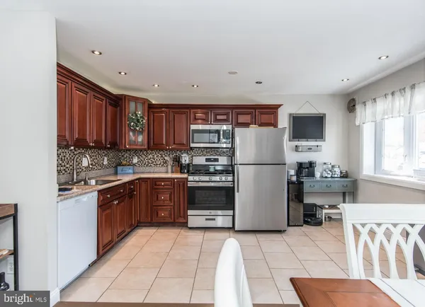 $334,900 | 12718 Kenny Road, Philadelphia, PA 19154