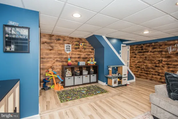 $334,900 | 12718 Kenny Road, Philadelphia, PA 19154