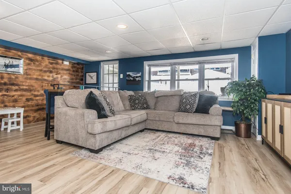$334,900 | 12718 Kenny Road, Philadelphia, PA 19154