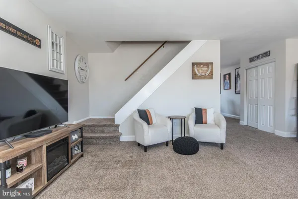 $334,900 | 12718 Kenny Road, Philadelphia, PA 19154