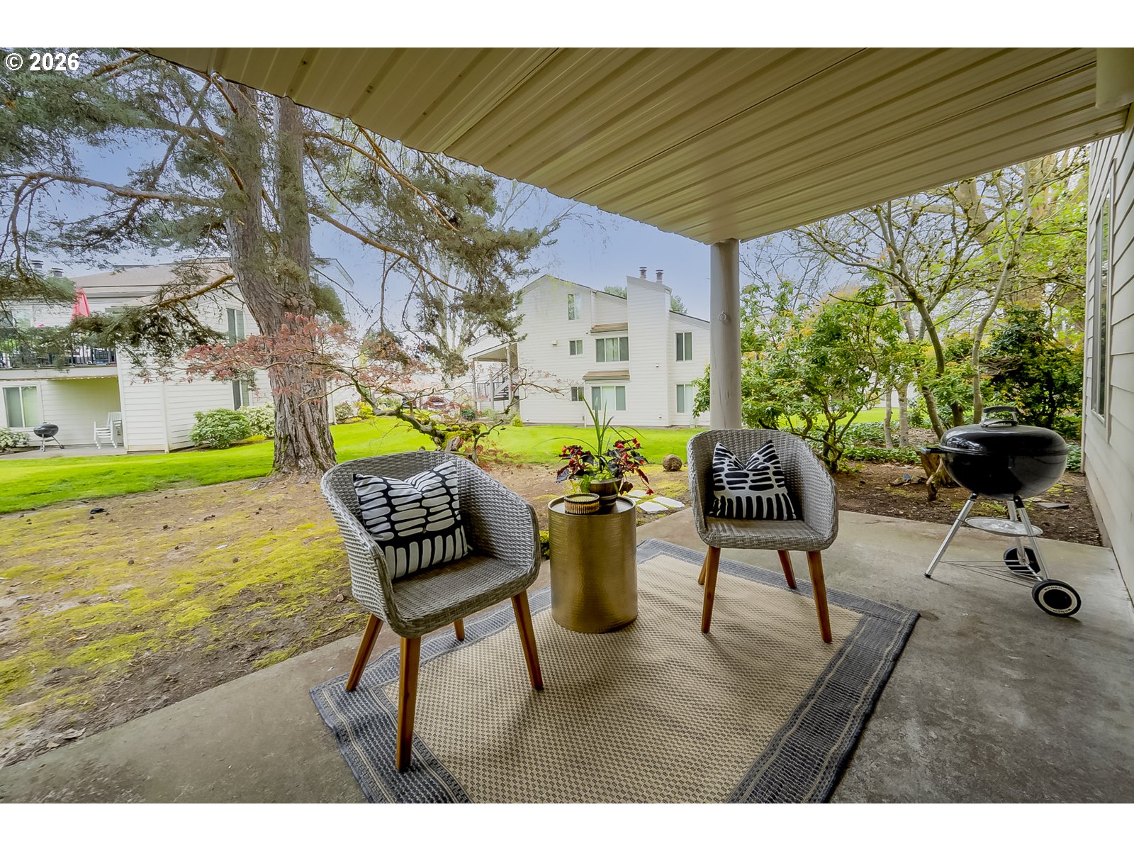 10031 Southwest Trapper Terrace Beaverton, OR 97008 - Photo 29 of 32 Patio