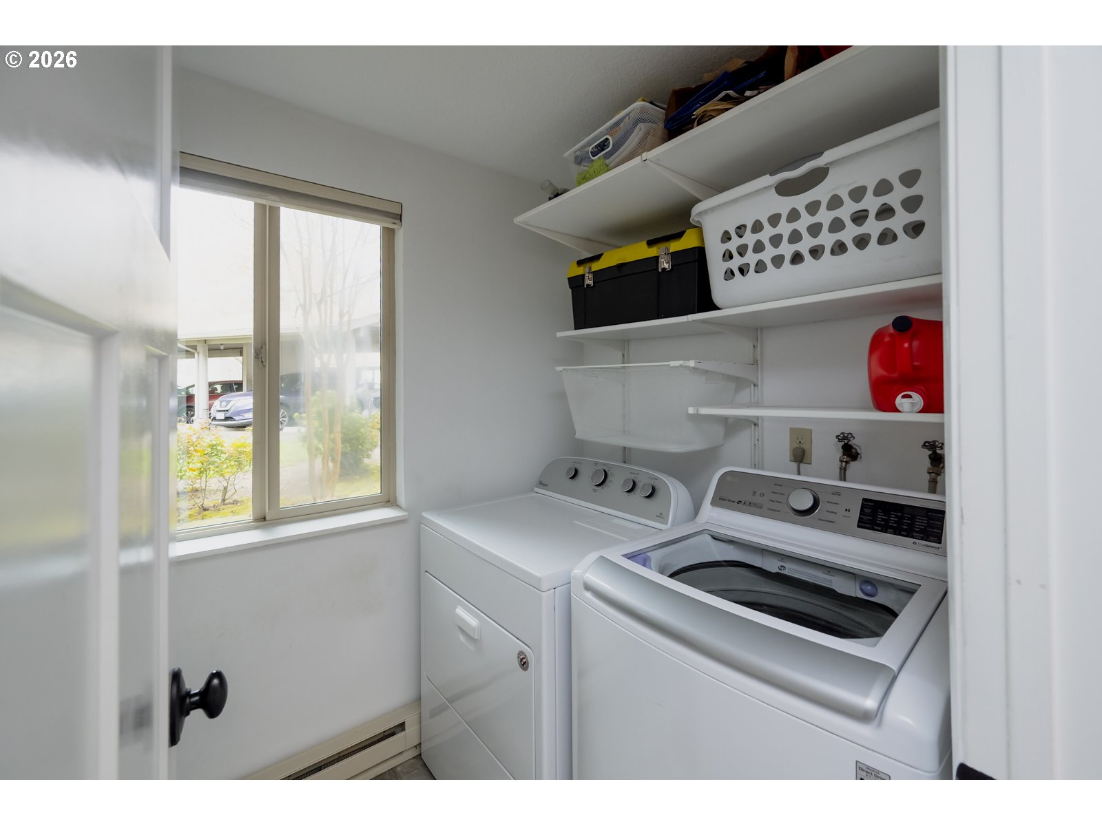 10031 Southwest Trapper Terrace Beaverton, OR 97008 - Photo 8 of 32 Laundry