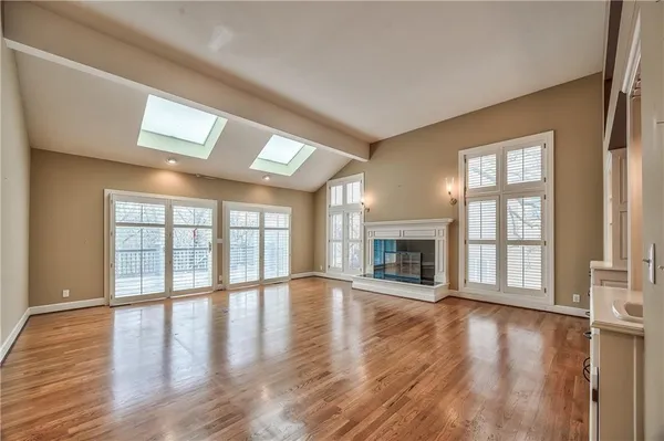 $635,000 | 12452 Linden Street, Leawood, KS 66209