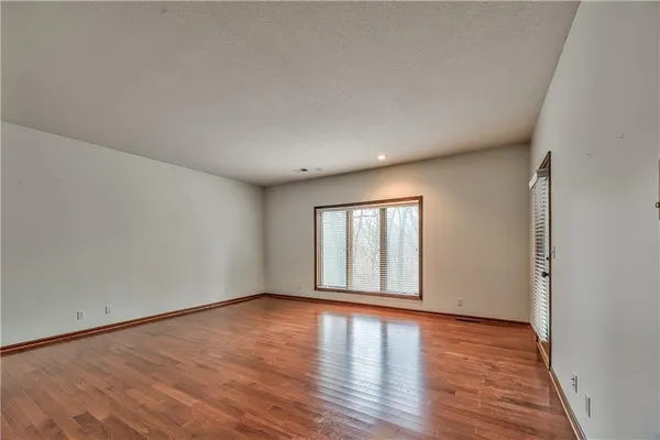 $635,000 | 12452 Linden Street, Leawood, KS 66209