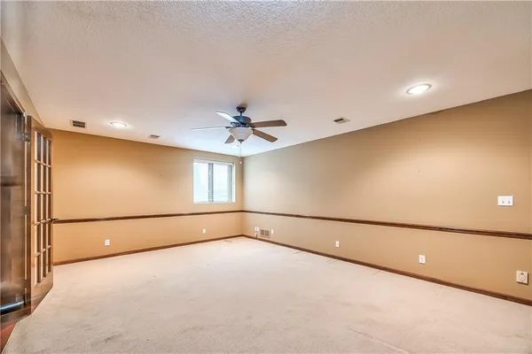 $635,000 | 12452 Linden Street, Leawood, KS 66209