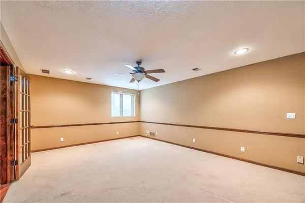 $635,000 | 12452 Linden Street, Leawood, KS 66209