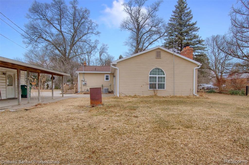 43187 Riggs Road Belleville, MI 48111 - Photo 24 of 29