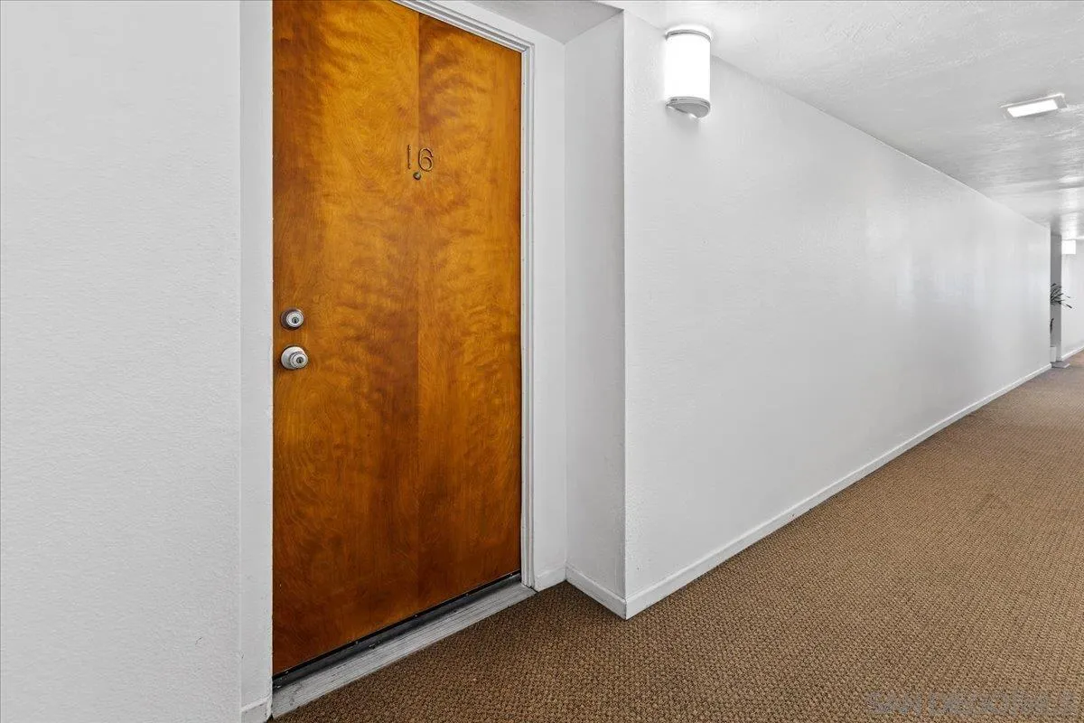2950 Broadway, Unit 16 San Diego, CA 92102 - Photo 30 of 34