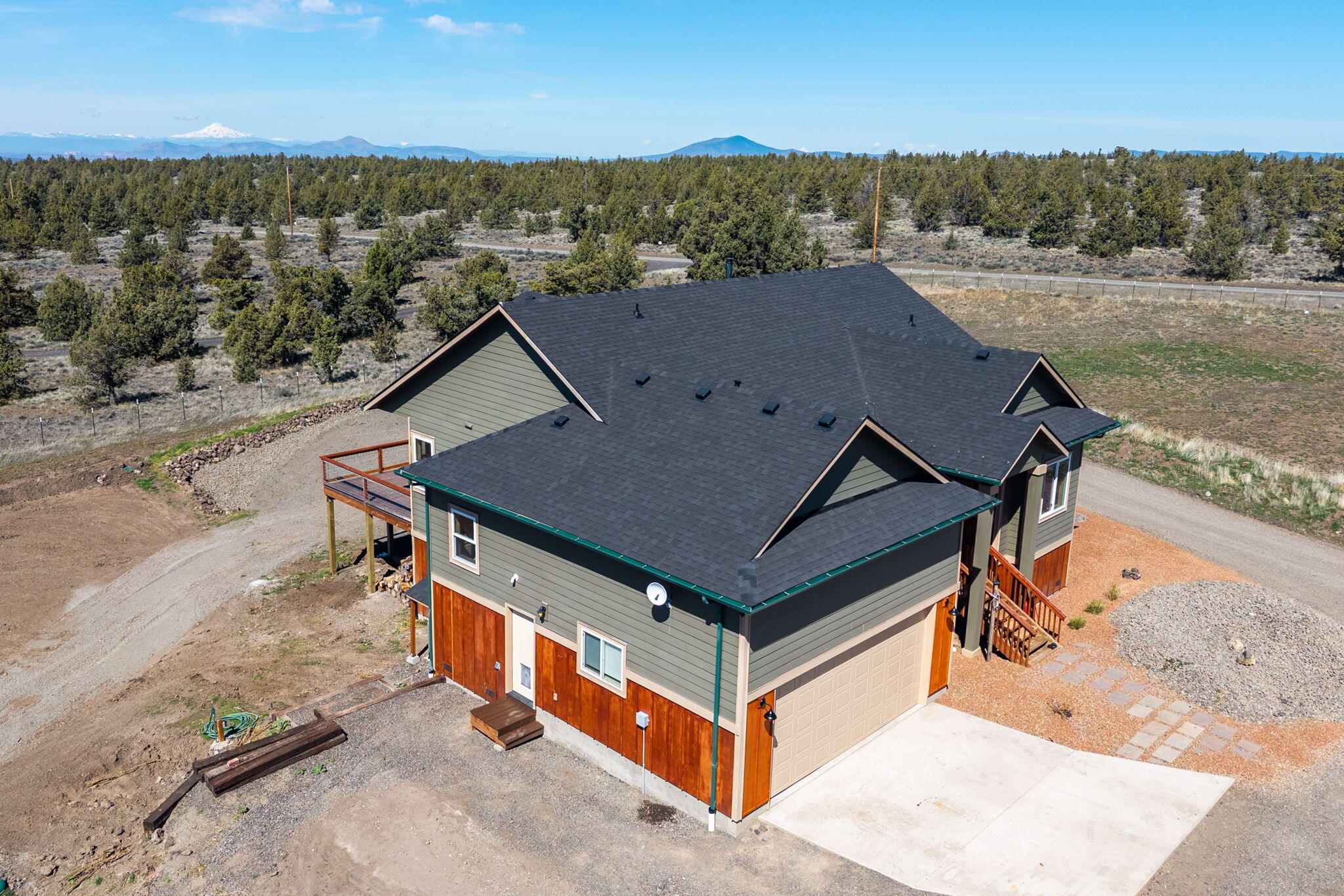 6040 Gravett Road Prineville, OR 97754 - Photo 53 of 77 2026_04_06_6040_gravett_road_pv-67