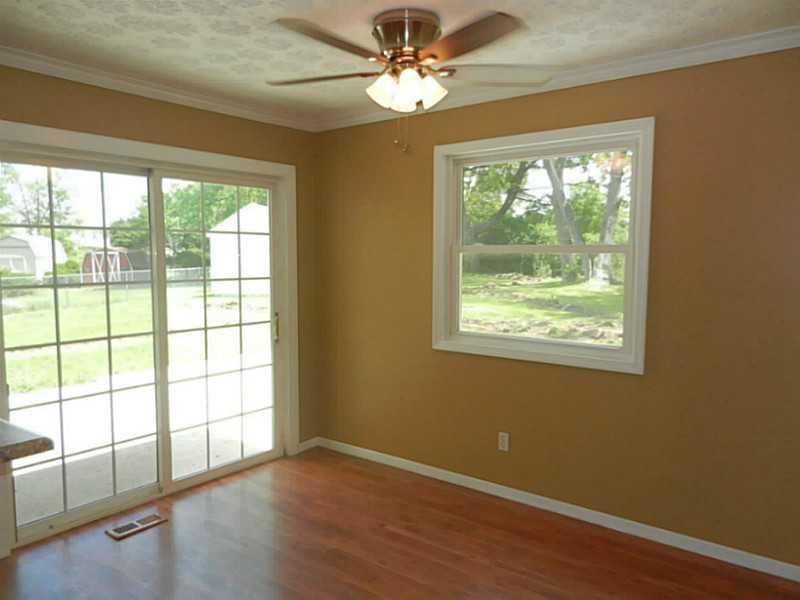 2702 Edna Lane Springfield, OH 45503 - Photo 4 of 19 Gallery Image 4