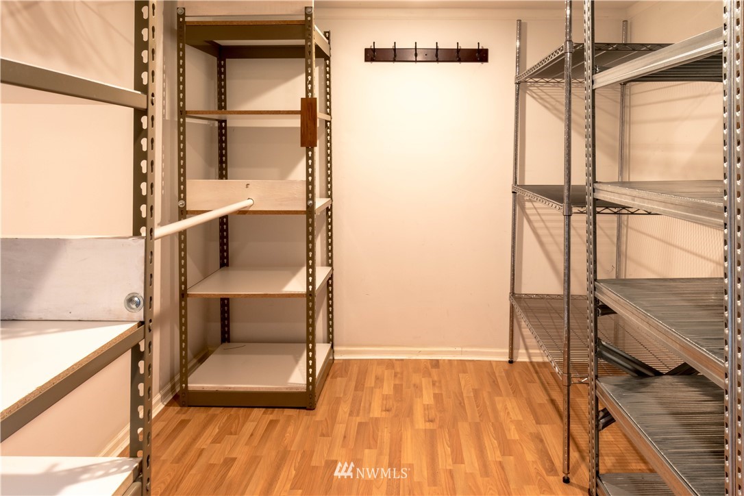 947 North 76th Street Seattle, WA 98103 - Photo 14 of 21 Gallery Image 14