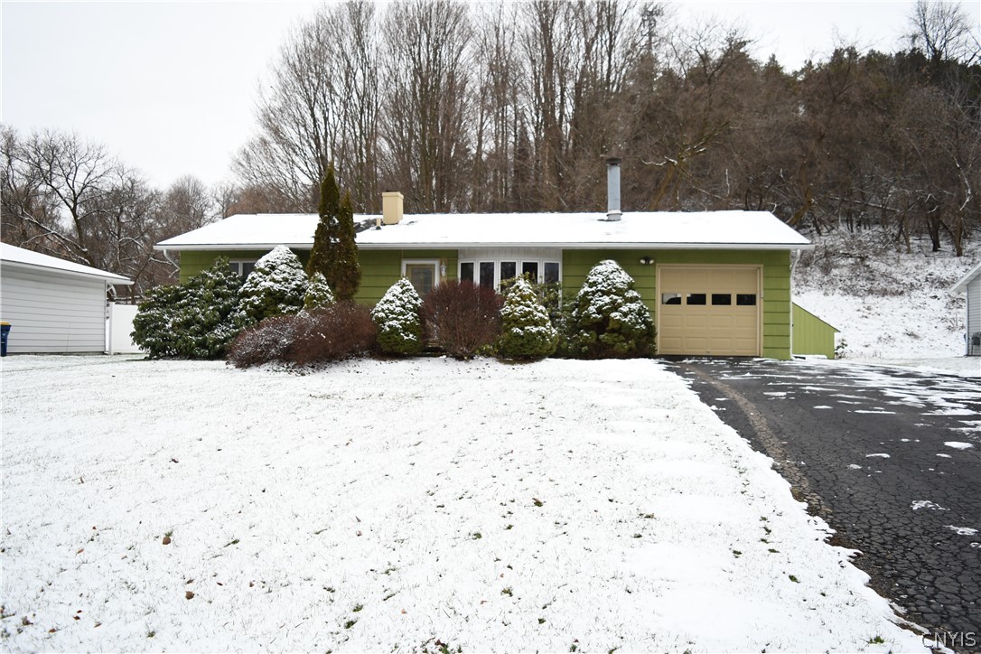 123 Barclay Road Camillus, NY 13031 - Photo 1 of 1 Welcome to 123 Barclay Road.
