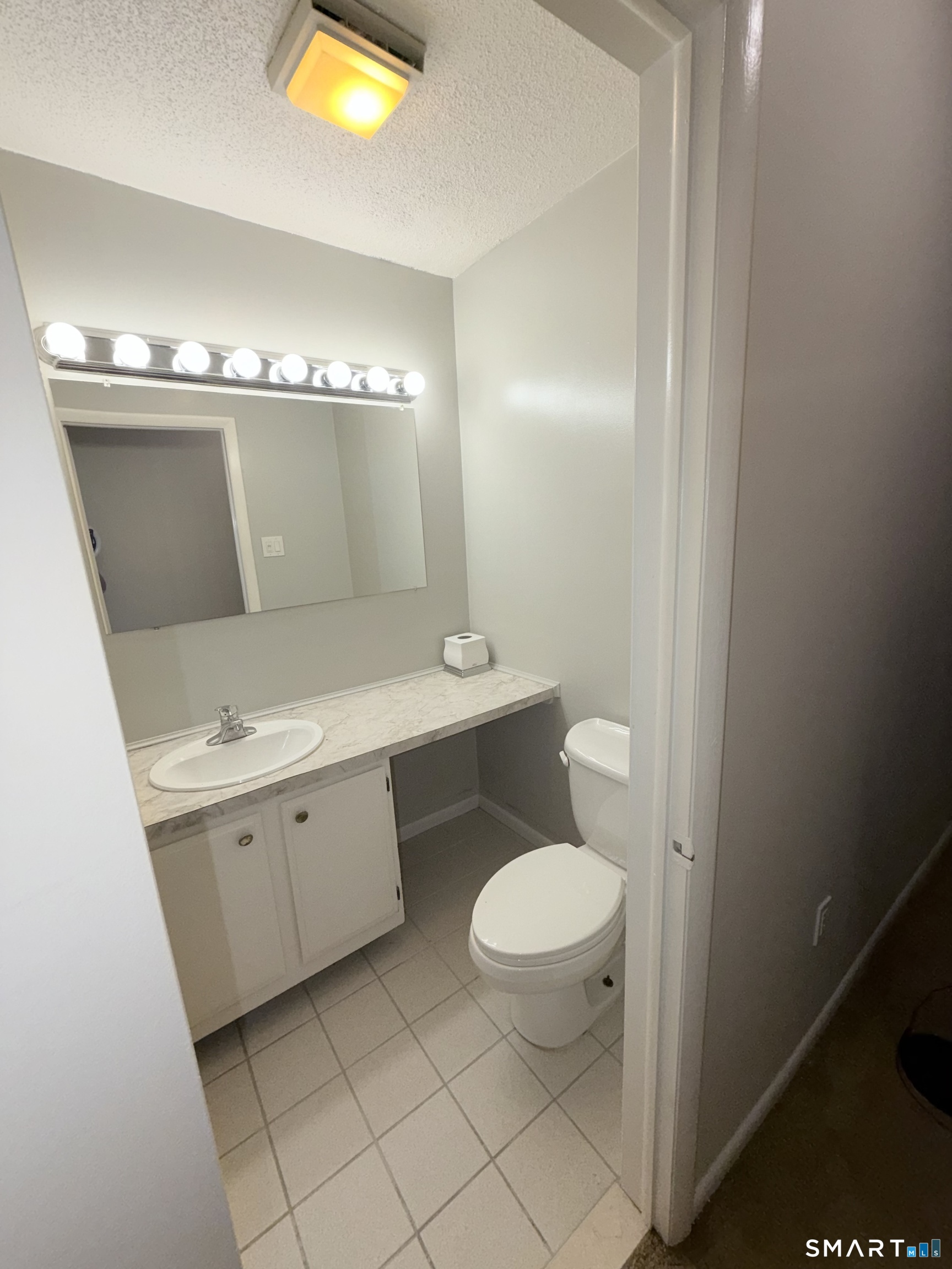 175 Mill Pond Road Hamden, CT 06514 - Photo 15 of 19