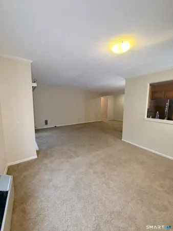 $1,800 | 175 Mill Pond Road, Unit 355, Hamden, CT 06514