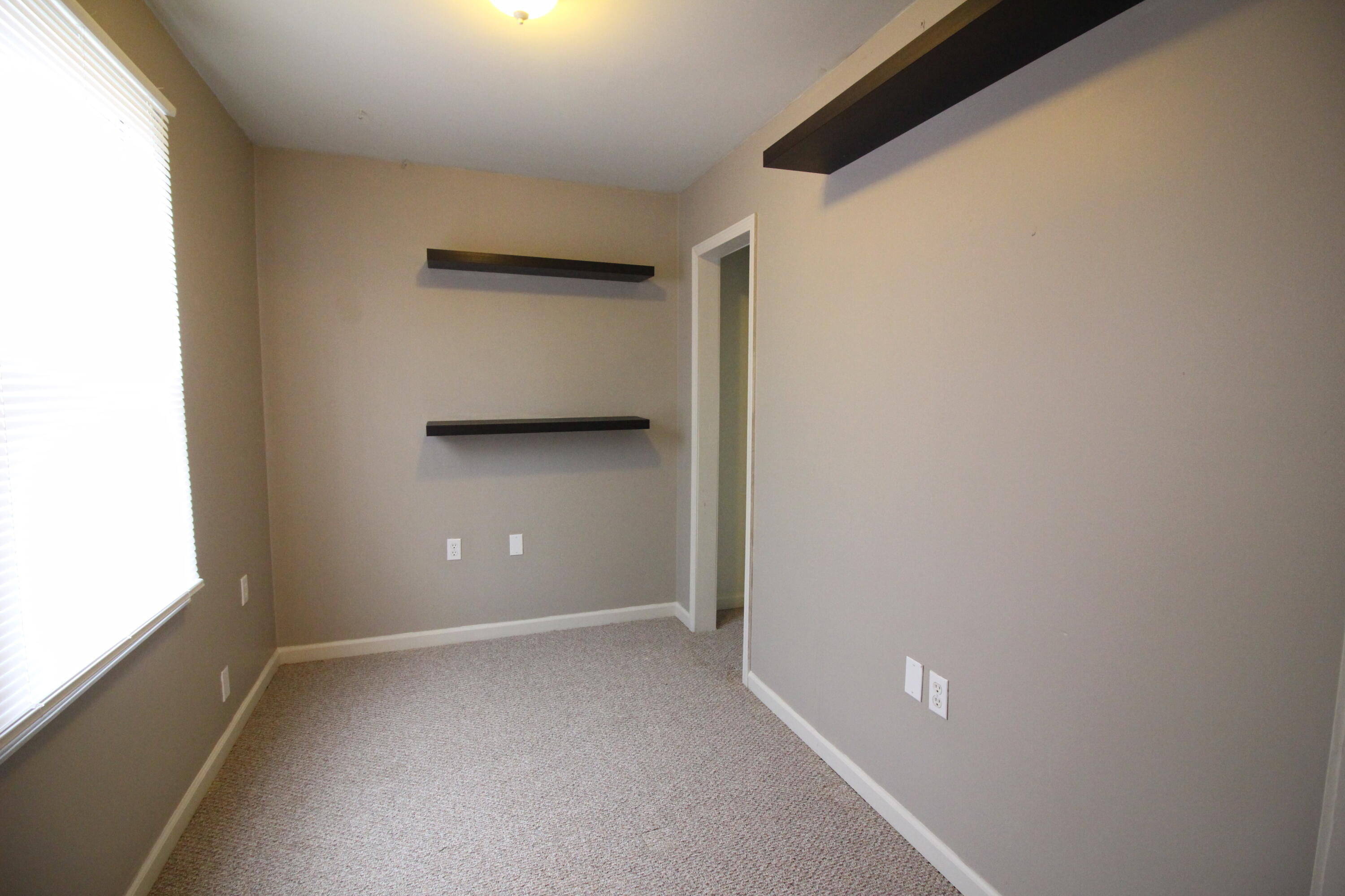 16117 Jackson Street Taylor, MI 48180 - Photo 16 of 18 IMG_1727