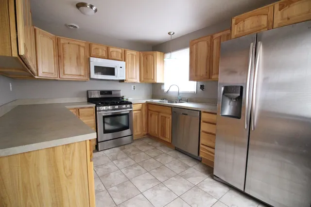 $199,900 | 16117 Jackson Street, Taylor, MI 48180