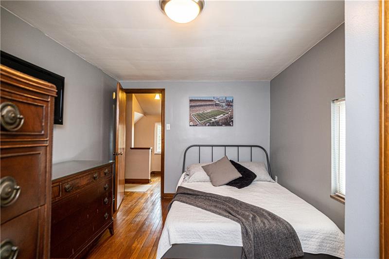 911 Wible Run Road Pittsburgh, PA 15209 - Photo 14 of 21 Bedroom #2