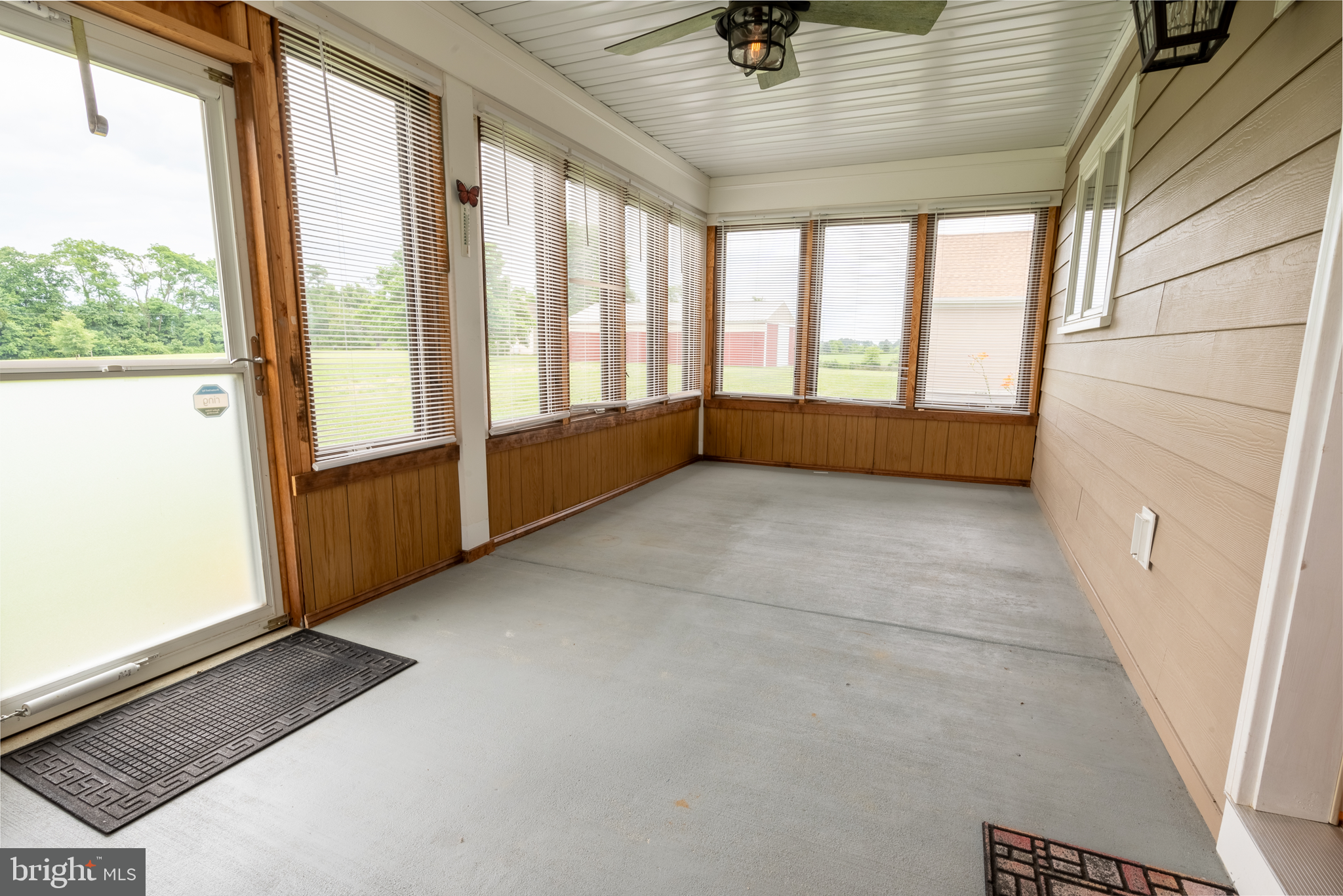 1270 Bayview Road Middletown, DE 19709 - Photo 40 of 45 sunroom