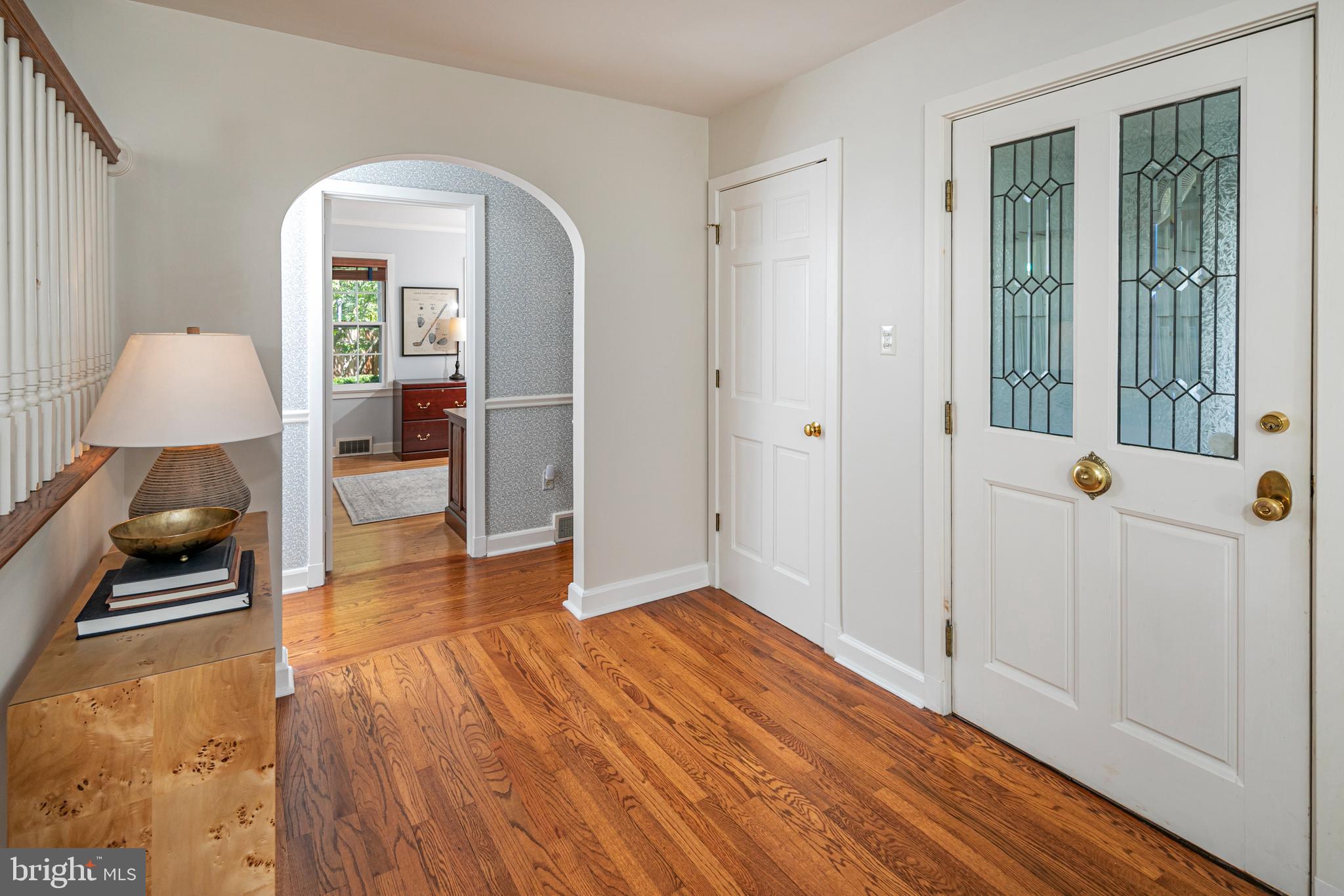 224 King George Road Pennington, NJ 08534 - Photo 5 of 58 Front door and interior archways