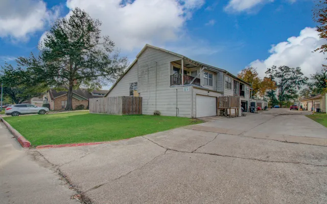 $64,900 | 5618 Easthampton Drive, Unit D, Houston, TX 77039