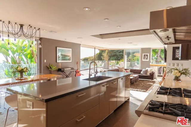 $22,500 | 7650 Curson Terrace, Los Angeles, CA 90046