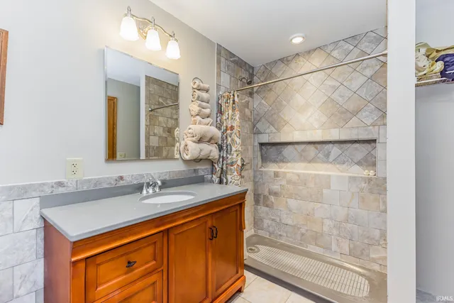 $605,000 | 501 Fox Lake Road, Angola, IN 46703