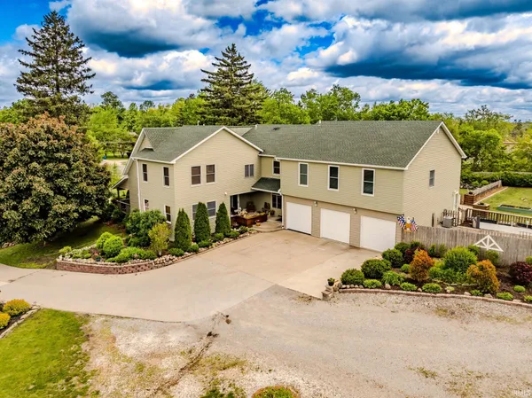 $605,000 | 501 Fox Lake Road, Angola, IN 46703