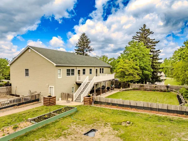 $605,000 | 501 Fox Lake Road, Angola, IN 46703