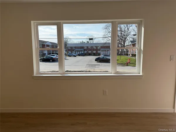 $1,700 | 5 Colonial Drive, Unit 14, Wappingers Falls, NY 12590