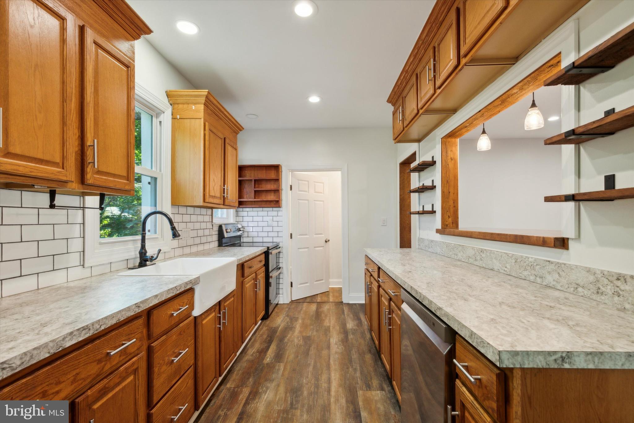 2061 Spinnerstown Road Quakertown, PA 18951 - Photo 9 of 25 Gallery Image 9
