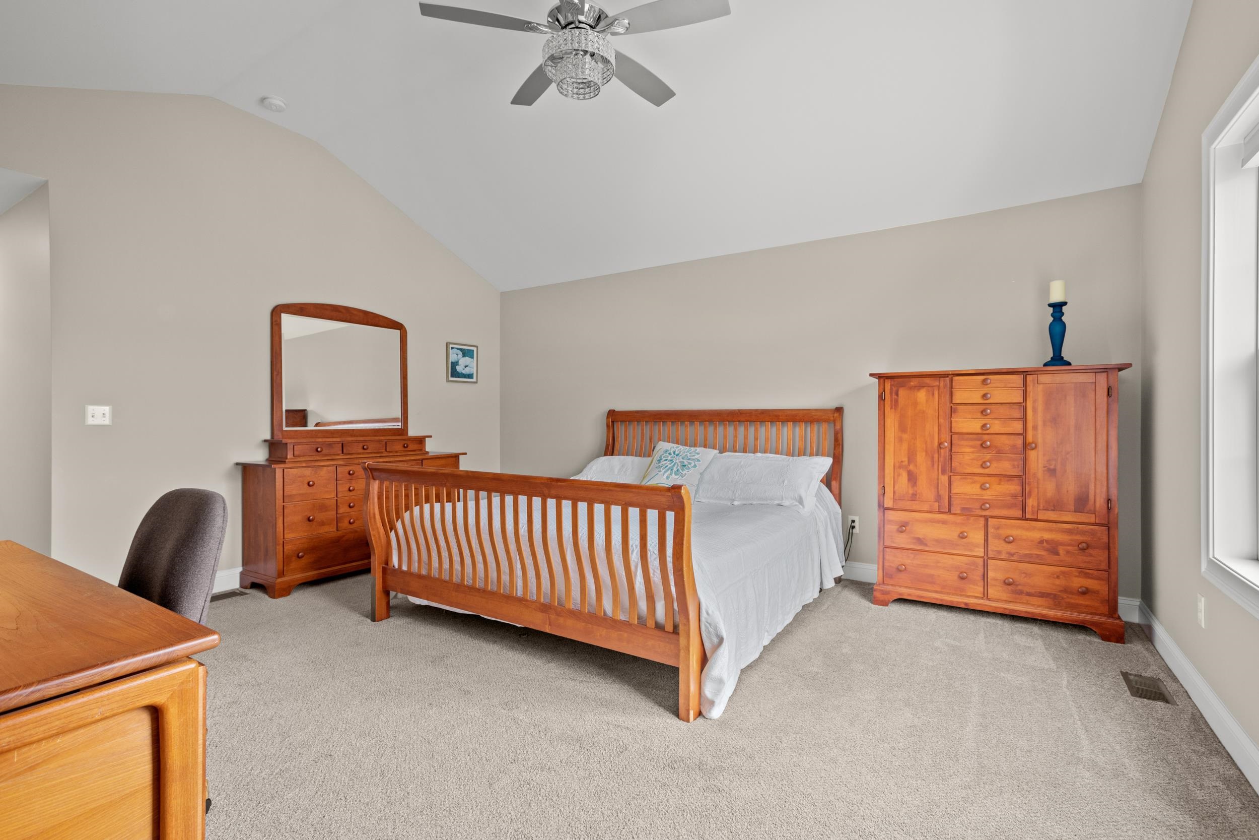 2 Strawberry Lane Hooksett, NH 03106 - Photo 14 of 37