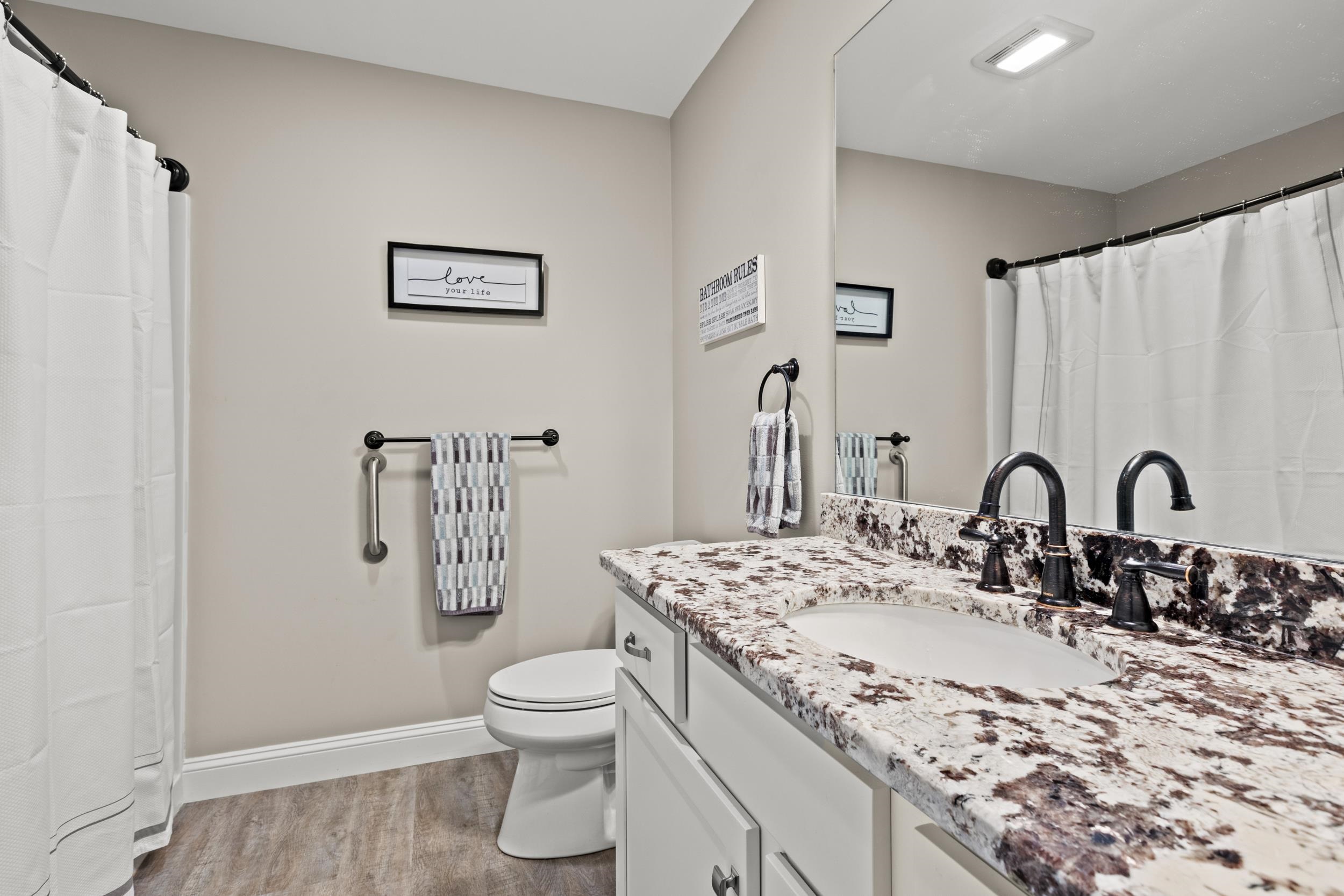 2 Strawberry Lane Hooksett, NH 03106 - Photo 20 of 37