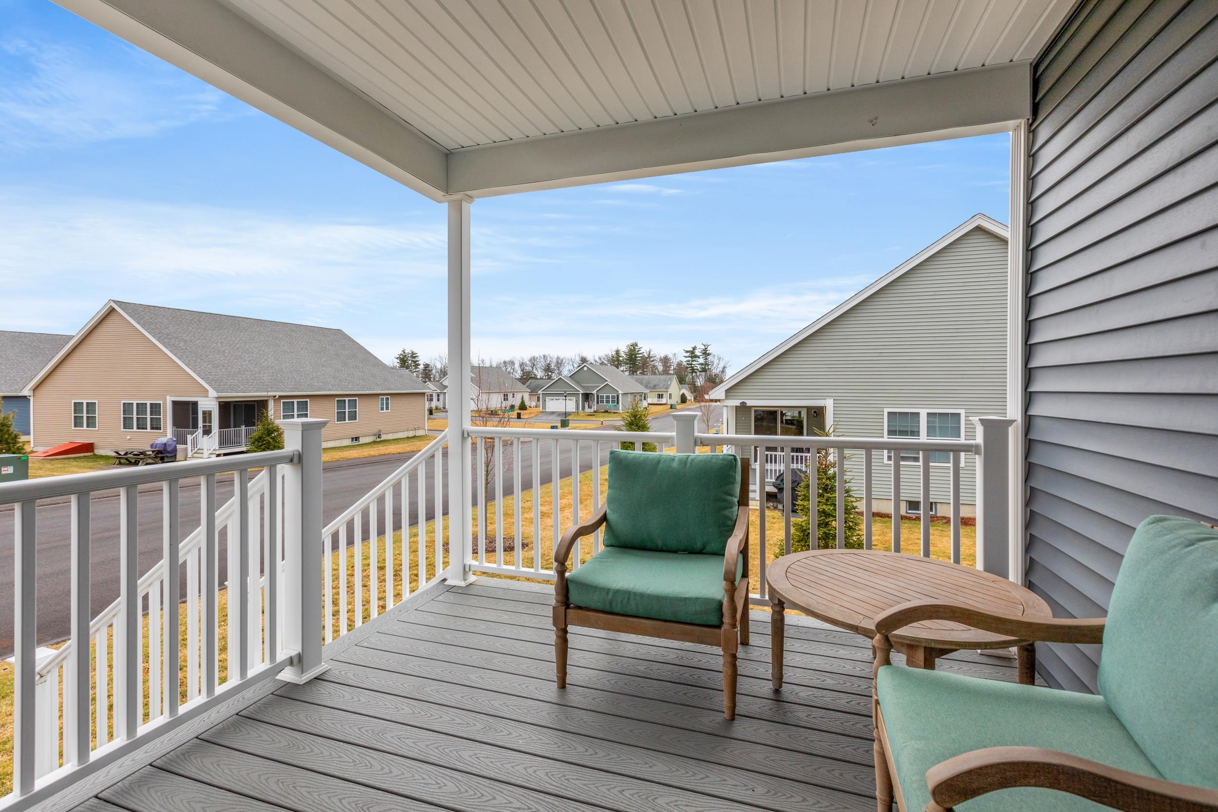 2 Strawberry Lane Hooksett, NH 03106 - Photo 23 of 37