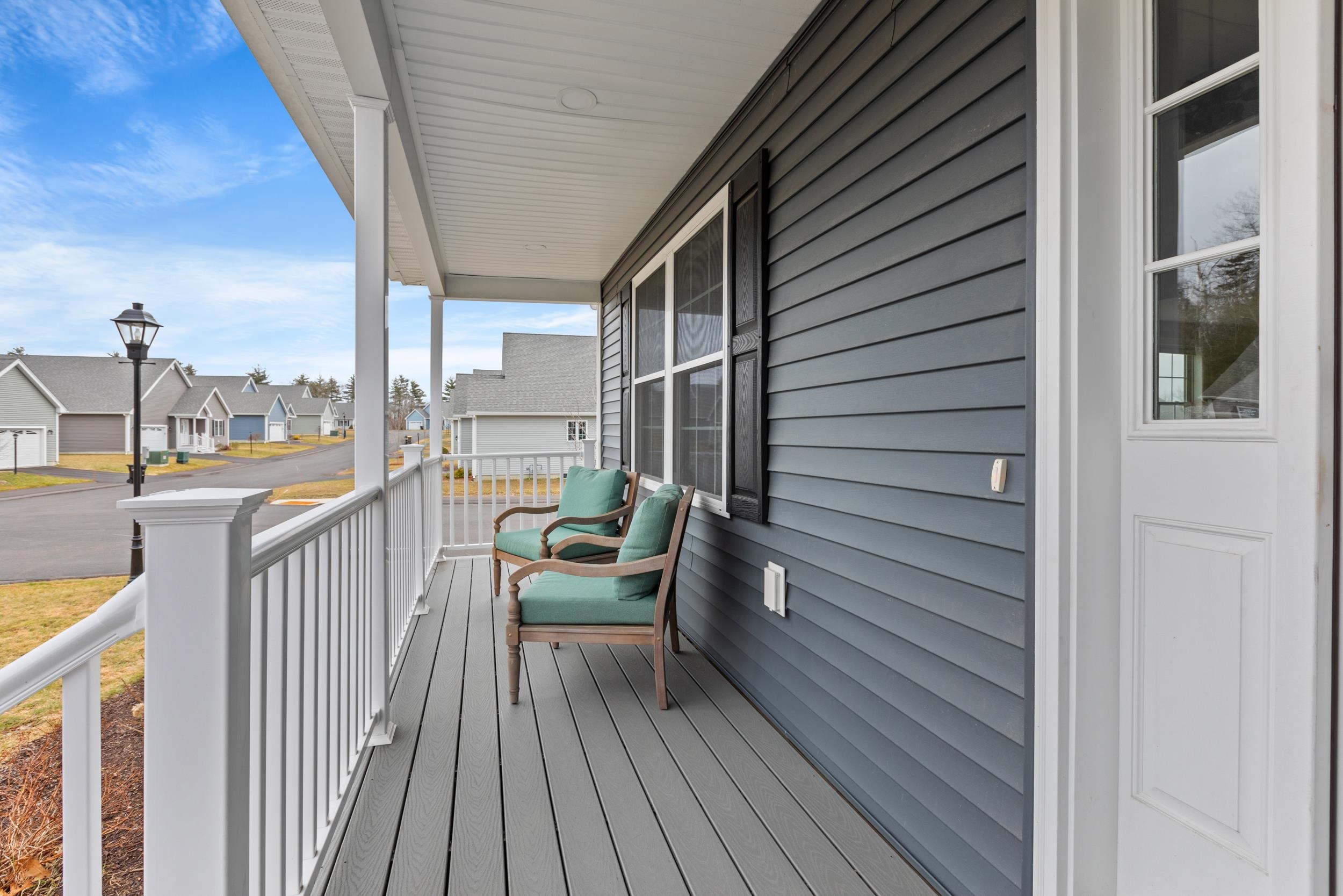 2 Strawberry Lane Hooksett, NH 03106 - Photo 24 of 37