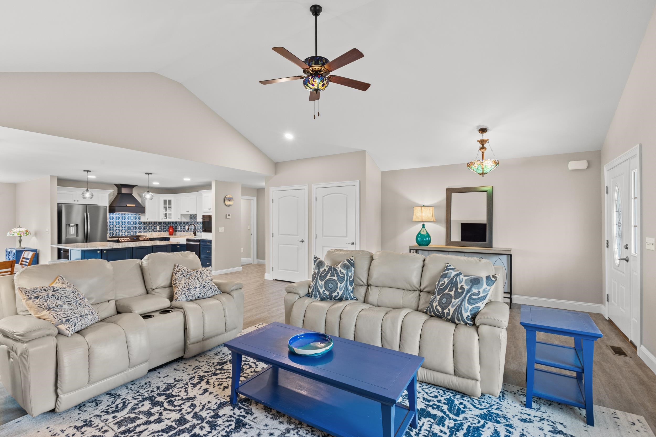 2 Strawberry Lane Hooksett, NH 03106 - Photo 9 of 37