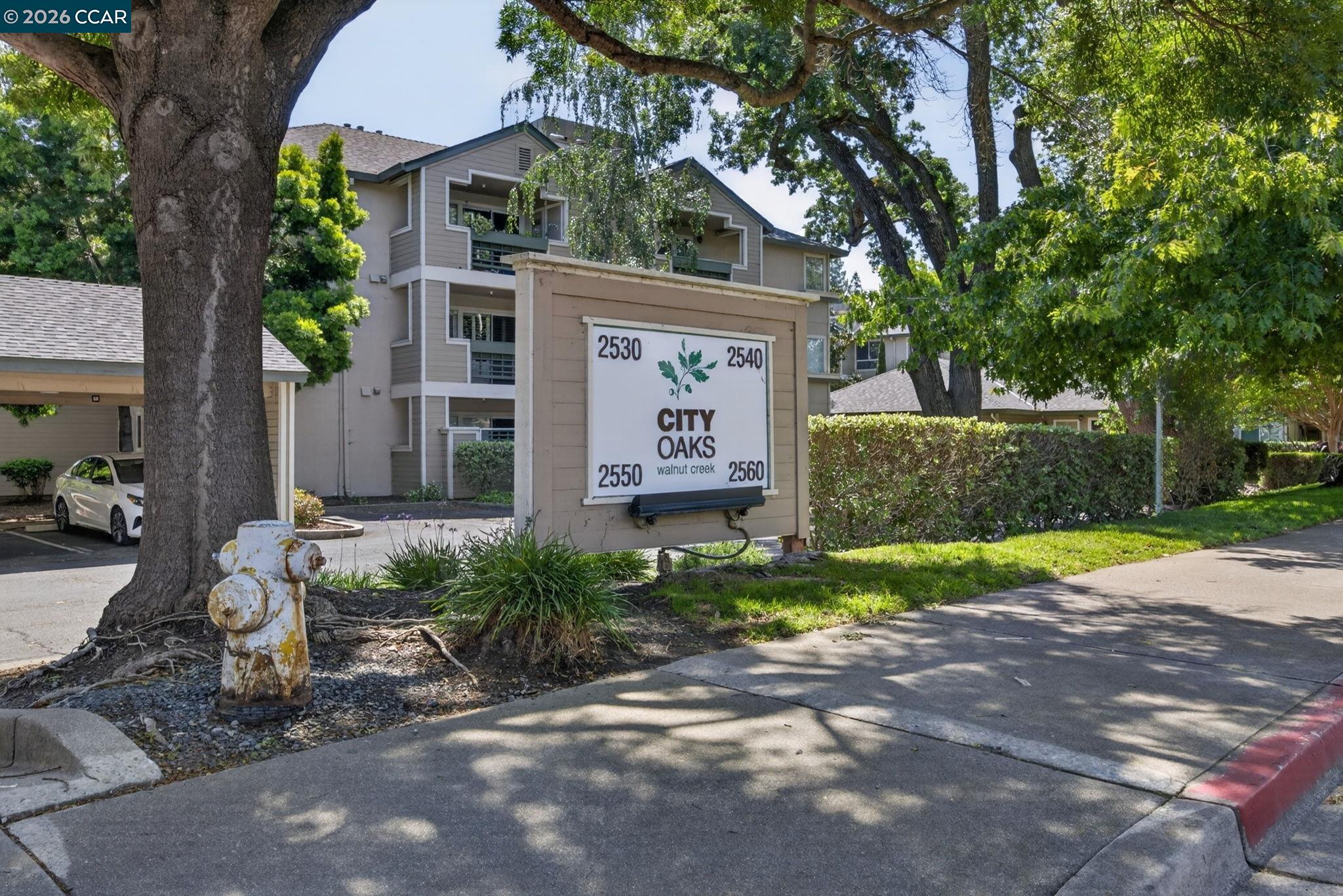 2560 Oak Road, Unit 120 Walnut Creek, CA 94597 - Photo 2 of 33