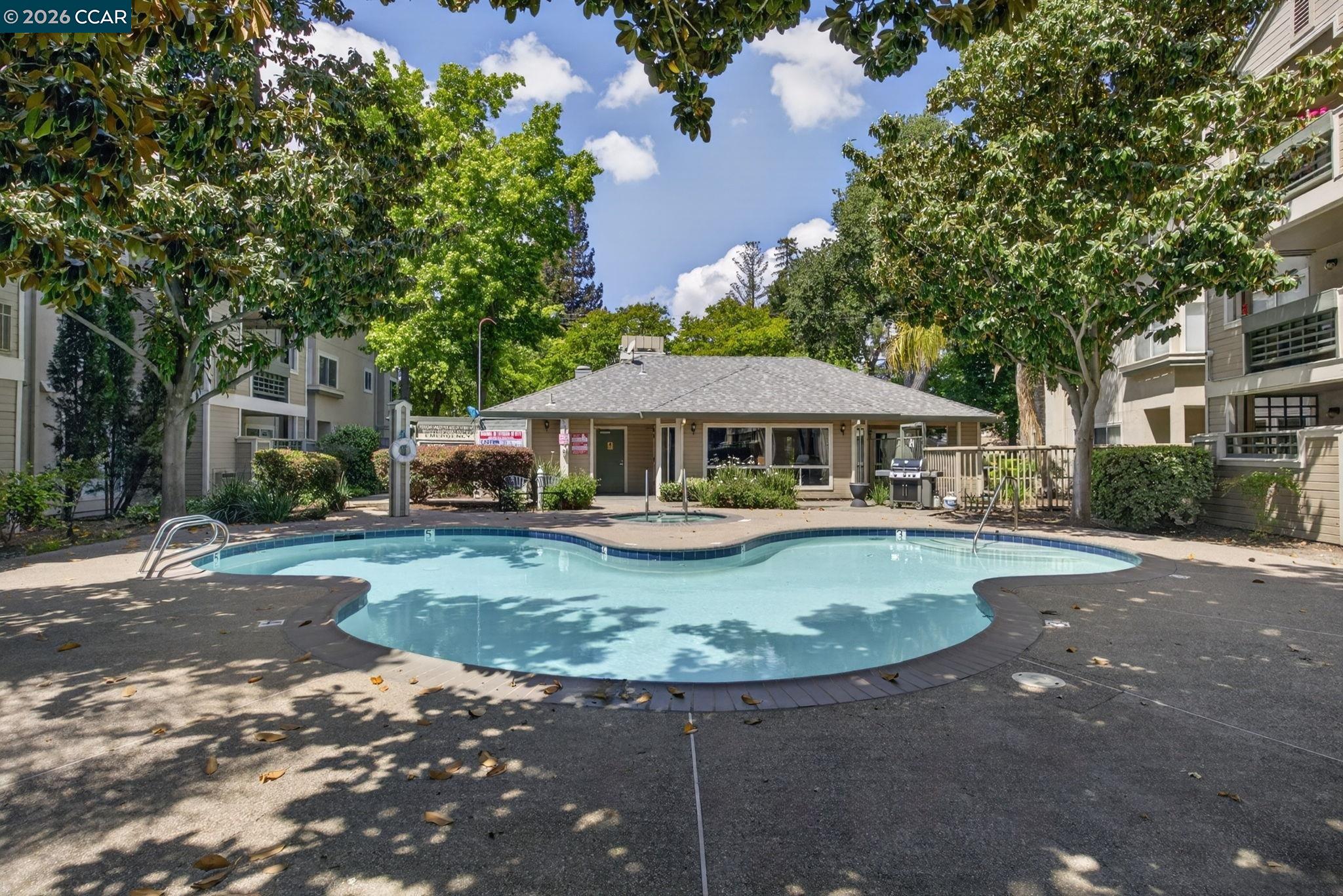 2560 Oak Road, Unit 120 Walnut Creek, CA 94597 - Photo 27 of 33